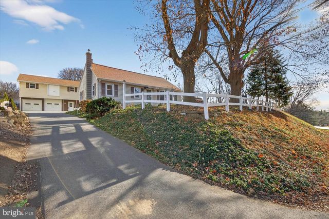 319 DRUID HILL RD, Lancaster, PA 17601