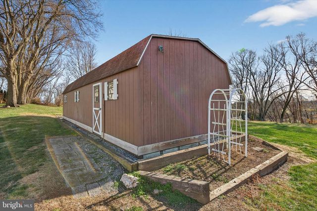 319 DRUID HILL RD, Lancaster, PA 17601