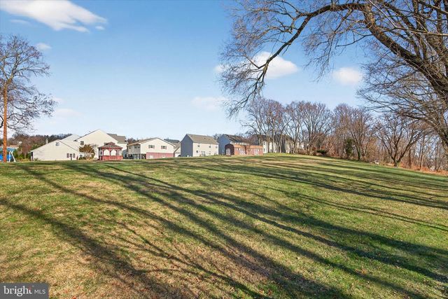 319 DRUID HILL RD, Lancaster, PA 17601