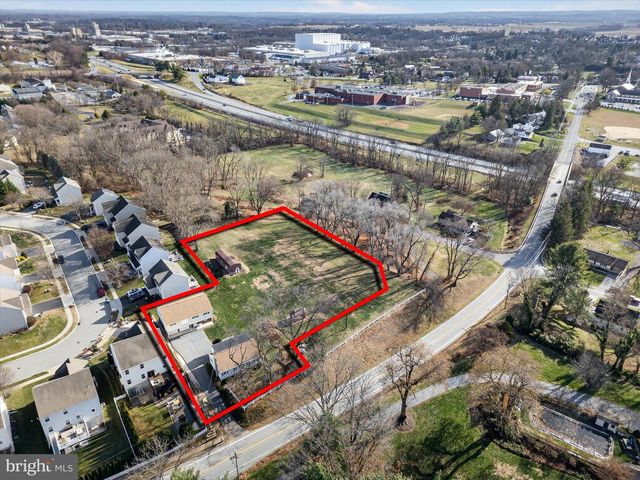 319 DRUID HILL RD, Lancaster, PA 17601