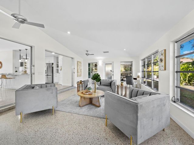 561 CORWOOD DRIVE, Sarasota, FL 34234