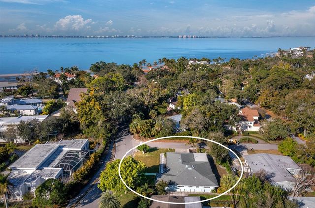 561 CORWOOD DRIVE, Sarasota, FL 34234