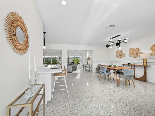 561 CORWOOD DRIVE, Sarasota, FL 34234