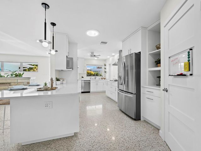 561 CORWOOD DRIVE, Sarasota, FL 34234