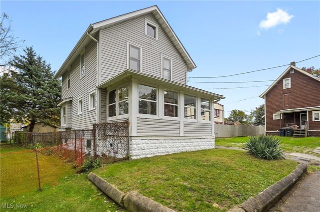 859 Clay Drive, Akron, OH 44311