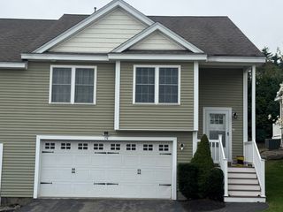 114 Richard Rd 8, Leominster, MA 01453