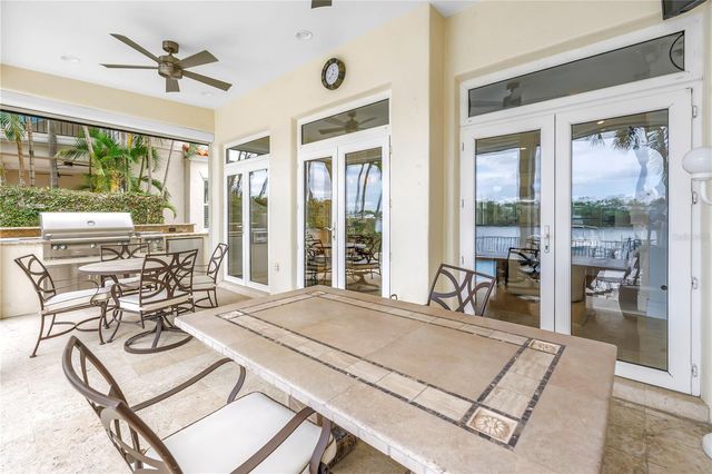 1133 ABBEYS WAY, Tampa, FL 33602