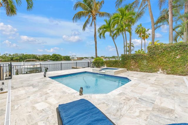 1133 ABBEYS WAY, Tampa, FL 33602
