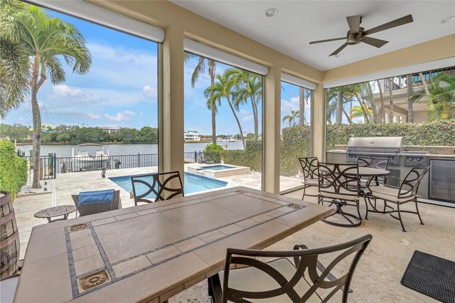 1133 ABBEYS WAY, Tampa, FL 33602