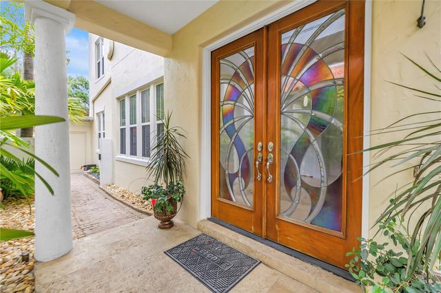 1133 ABBEYS WAY, Tampa, FL 33602