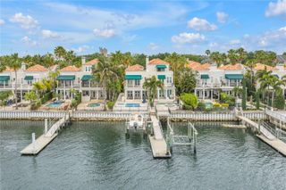 1133 ABBEYS WAY, Tampa, FL 33602