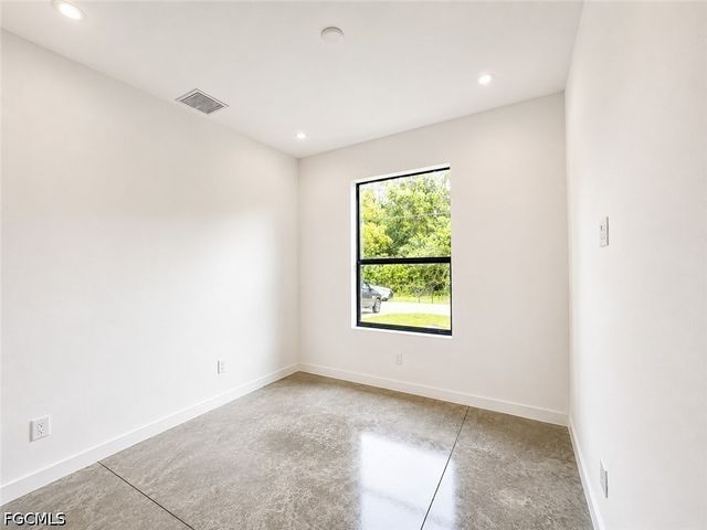 2443 Joe AVE S, Lehigh Acres, FL 33973