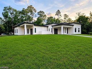 2443 Joe AVE S, Lehigh Acres, FL 33973