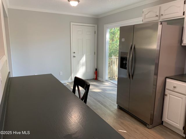 921 Hurricane Court, New Bern, NC 28560