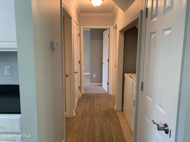 921 Hurricane Court, New Bern, NC 28560