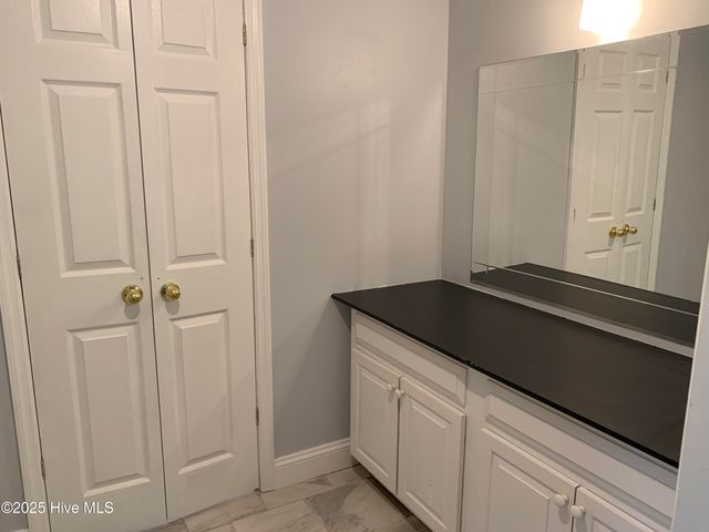 921 Hurricane Court, New Bern, NC 28560