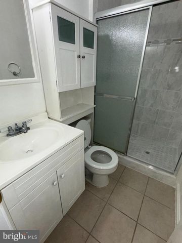 2806 HOGAN CT, Falls Church, VA 22043