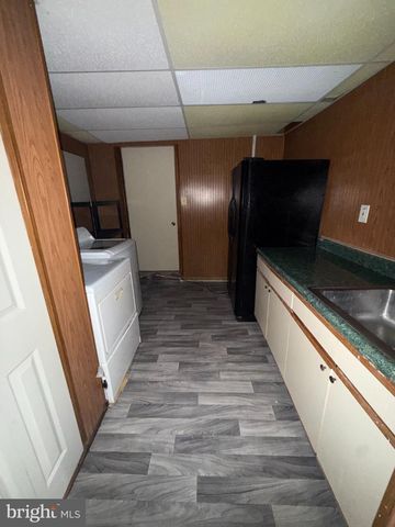 2806 HOGAN CT, Falls Church, VA 22043