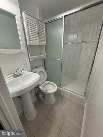 2806 HOGAN CT, Falls Church, VA 22043