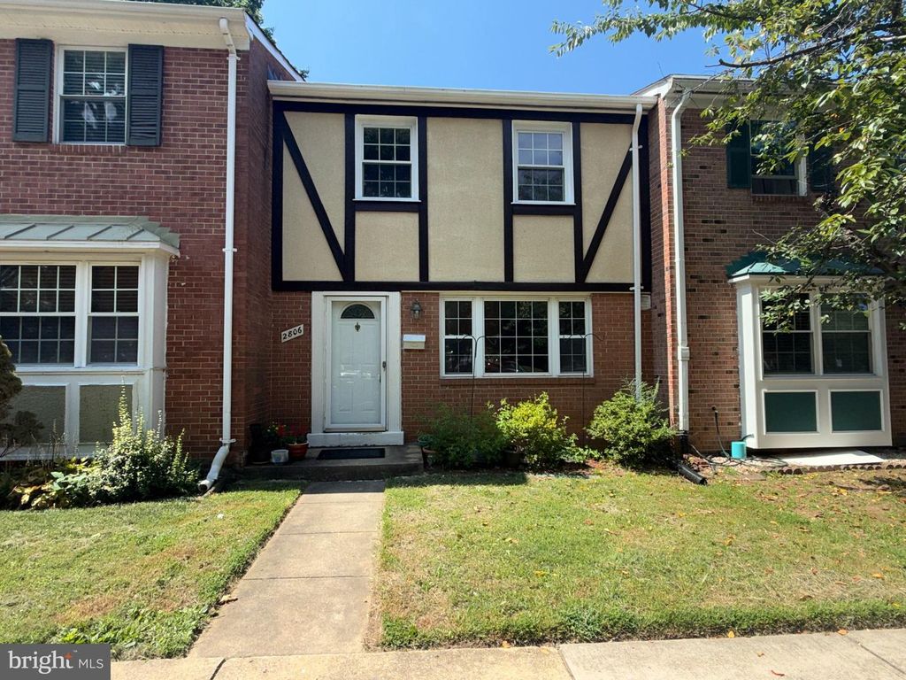 2806 HOGAN CT, Falls Church, VA 22043