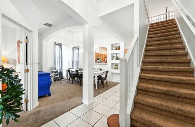 8520 SUNRISE KEY DR, Kissimmee, FL 34747