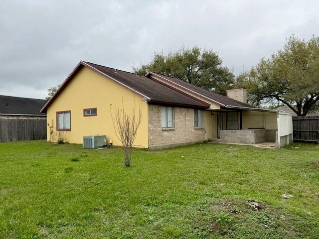 10503 Swan Glen Drive, Houston, TX 77099