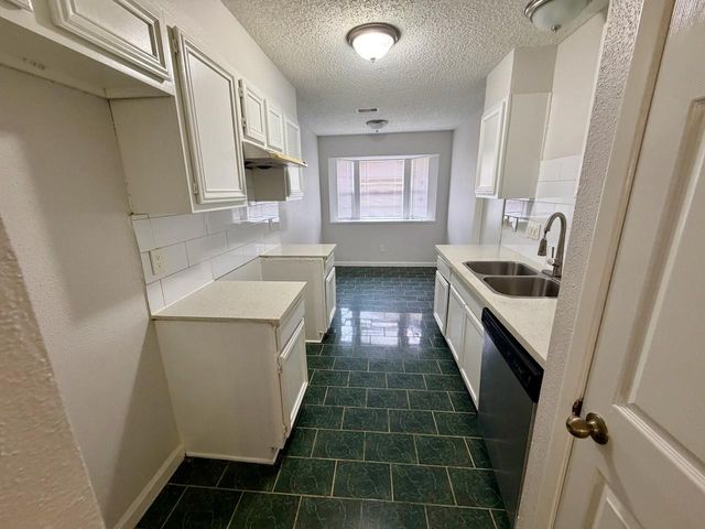 10503 Swan Glen Drive, Houston, TX 77099