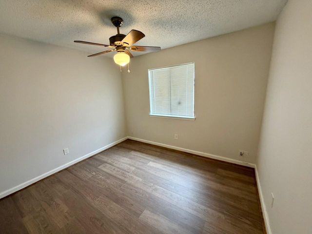 10503 Swan Glen Drive, Houston, TX 77099