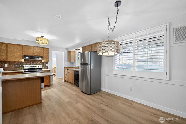 328 101st Ave Se, Lake Stevens, WA 98258