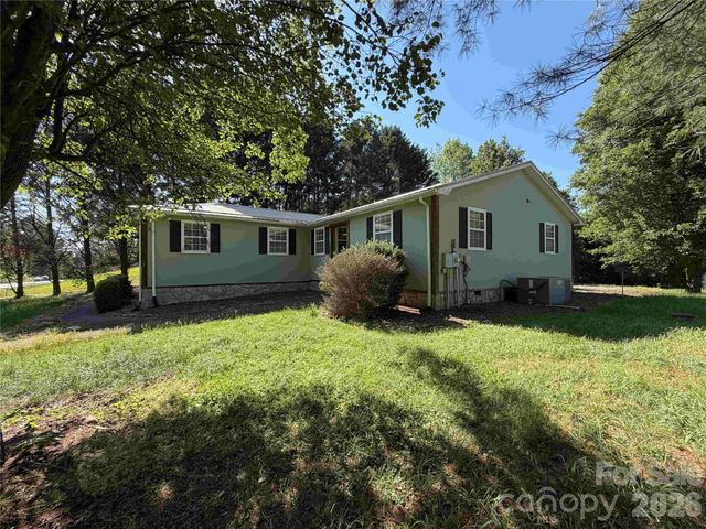 2076 S Fork Drive, Morganton, NC 28655