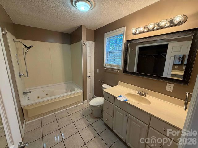 2076 S Fork Drive, Morganton, NC 28655