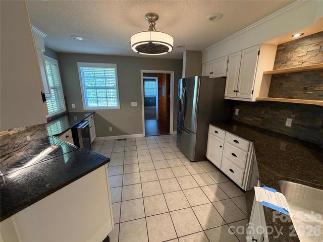 2076 S Fork Drive, Morganton, NC 28655
