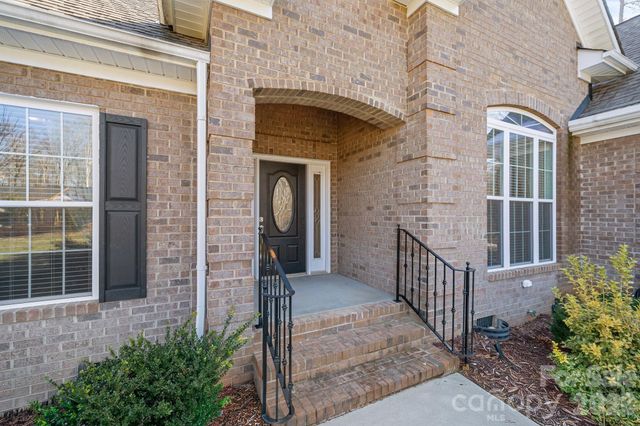 160 Worthington Drive, Mt Ulla, NC 28125