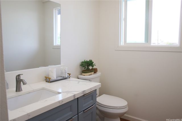 1638 Makamua Street, Pearl City, HI 96782