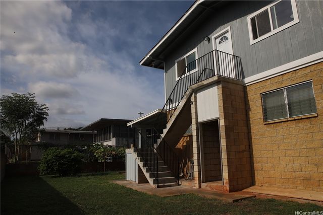 1638 Makamua Street, Pearl City, HI 96782