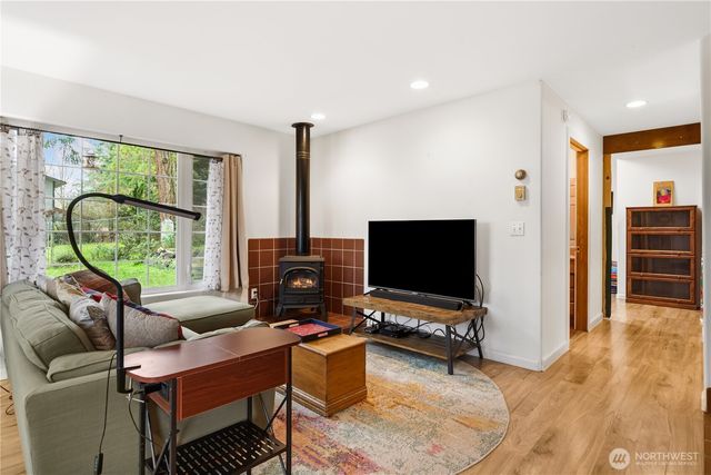 1533 Hill Street, Port Townsend, WA 98368