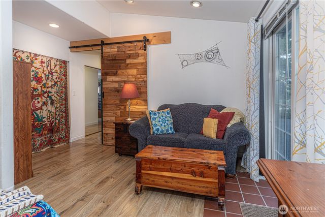 1533 Hill Street, Port Townsend, WA 98368