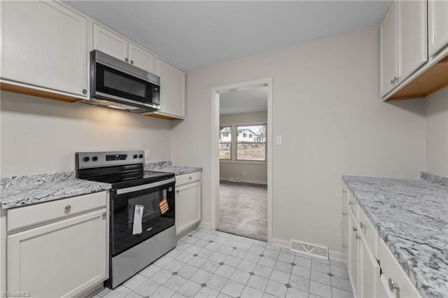 2311 Four Seasons Boulevard, Greensboro, NC 27407