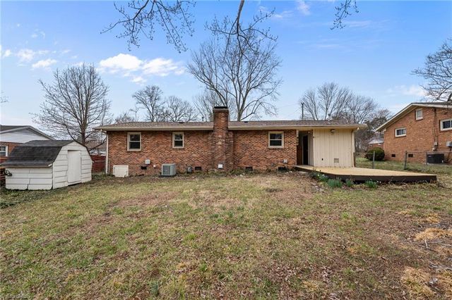 2311 Four Seasons Boulevard, Greensboro, NC 27407