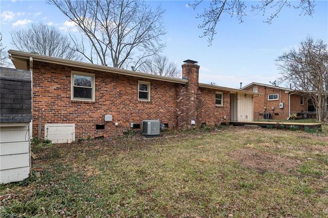 2311 Four Seasons Boulevard, Greensboro, NC 27407