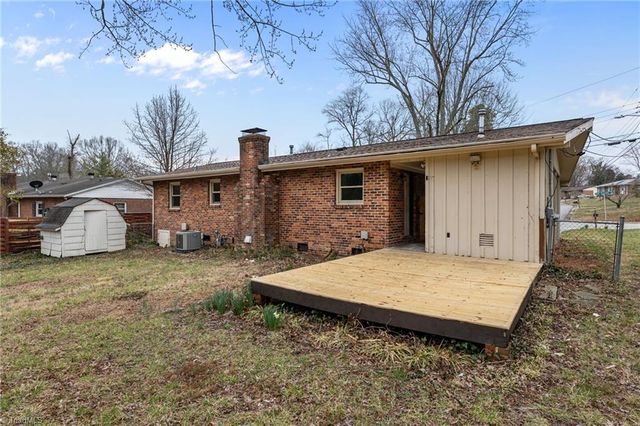 2311 Four Seasons Boulevard, Greensboro, NC 27407