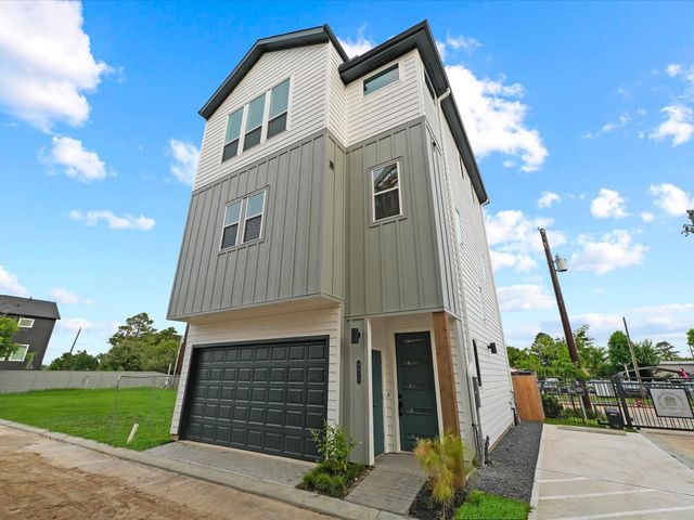 4840 Pinemont Drive, Houston, TX 77092