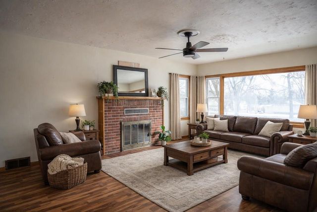 202 W 5th Street, Necedah, WI 54646