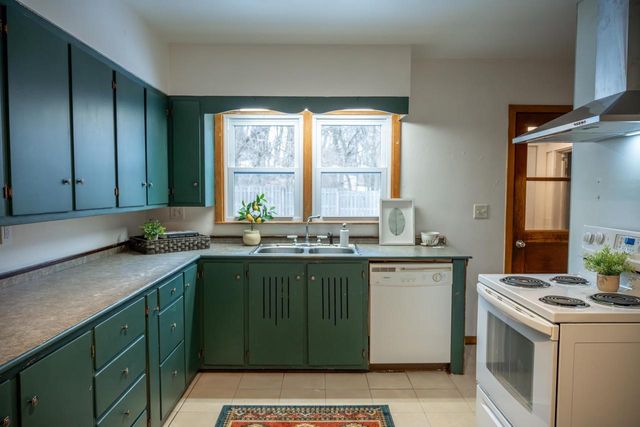 202 W 5th Street, Necedah, WI 54646