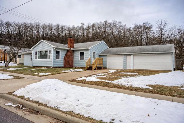 202 W 5th Street, Necedah, WI 54646