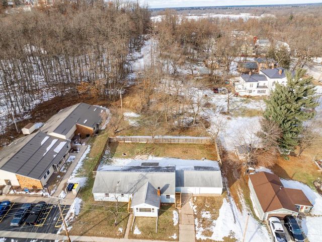 202 W 5th Street, Necedah, WI 54646