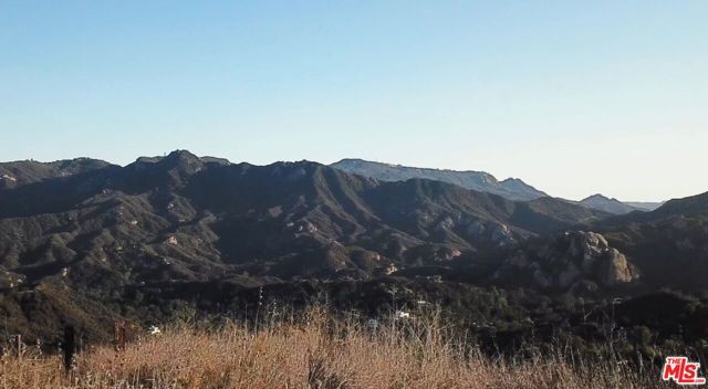 22800 Portage Circle Drive, Topanga (los Angeles), CA 90290