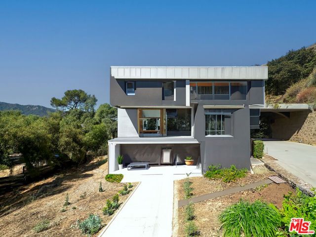 22800 Portage Circle Drive, Topanga (los Angeles), CA 90290