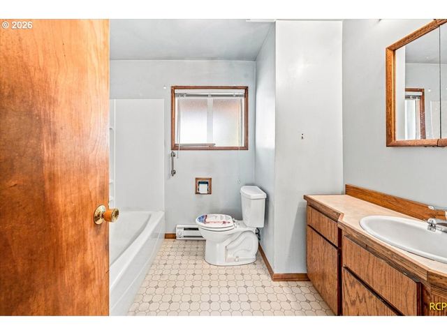 204 Nw 69TH St, Vancouver, WA 98665