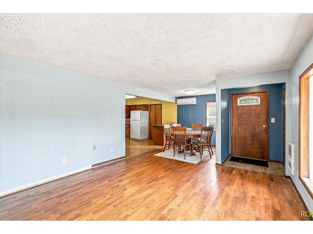 204 Nw 69TH St, Vancouver, WA 98665